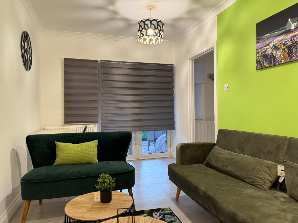 5Br House, Free Parking Offa12, Contractor, Big Families, Relocation Villa Redbridge ภายนอก รูปภาพ