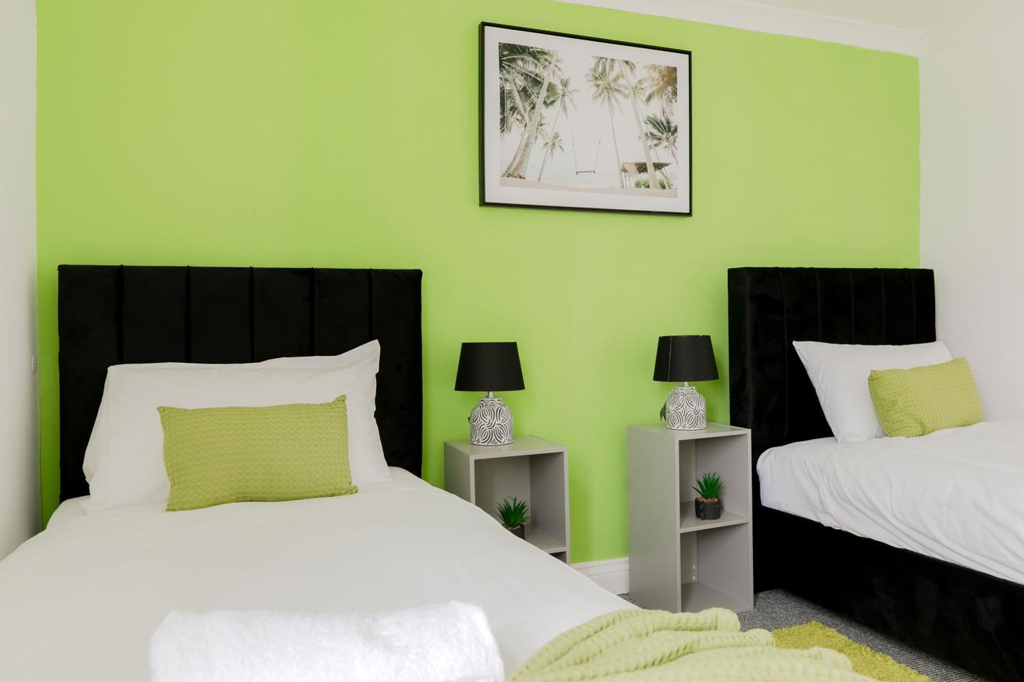 5Br House, Free Parking Offa12, Contractor, Big Families, Relocation Villa Redbridge ภายนอก รูปภาพ