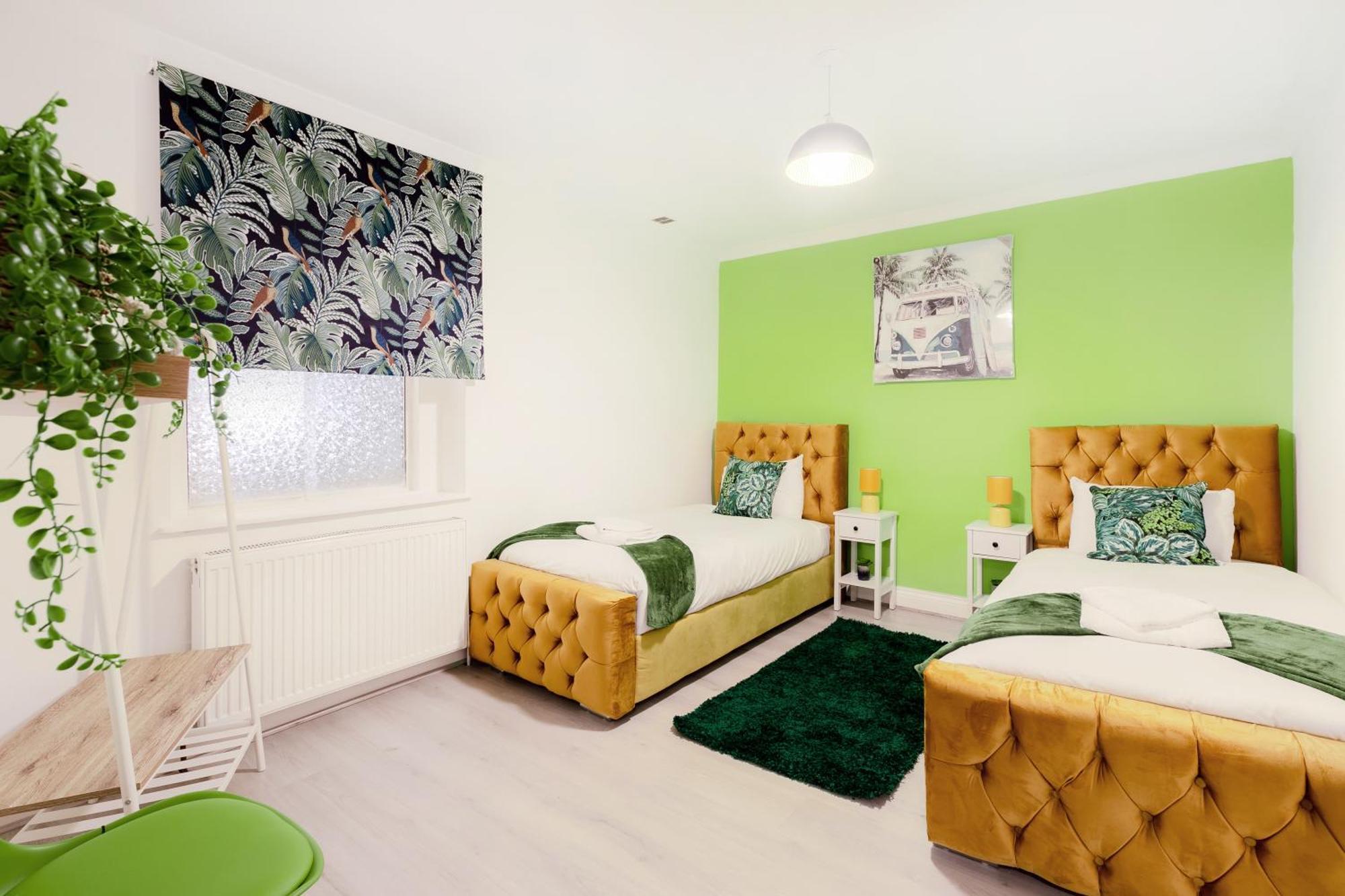 5Br House, Free Parking Offa12, Contractor, Big Families, Relocation Villa Redbridge ภายนอก รูปภาพ