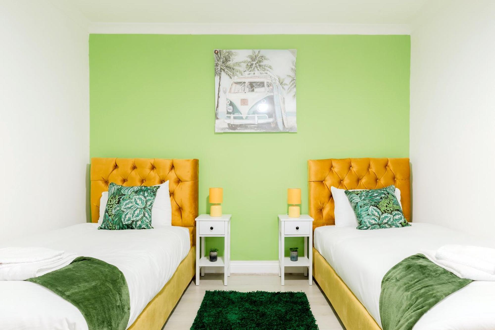 5Br House, Free Parking Offa12, Contractor, Big Families, Relocation Villa Redbridge ภายนอก รูปภาพ