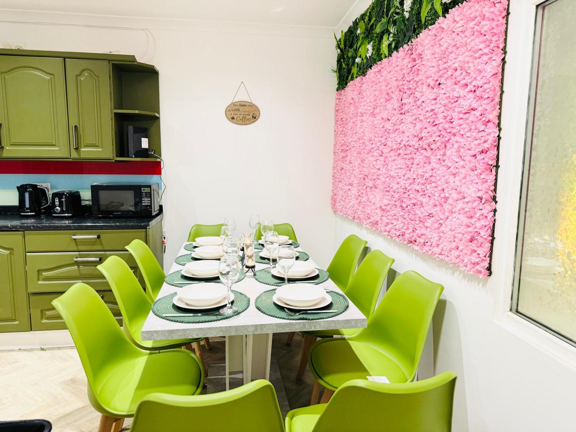 5Br House, Free Parking Offa12, Contractor, Big Families, Relocation Villa Redbridge ภายนอก รูปภาพ