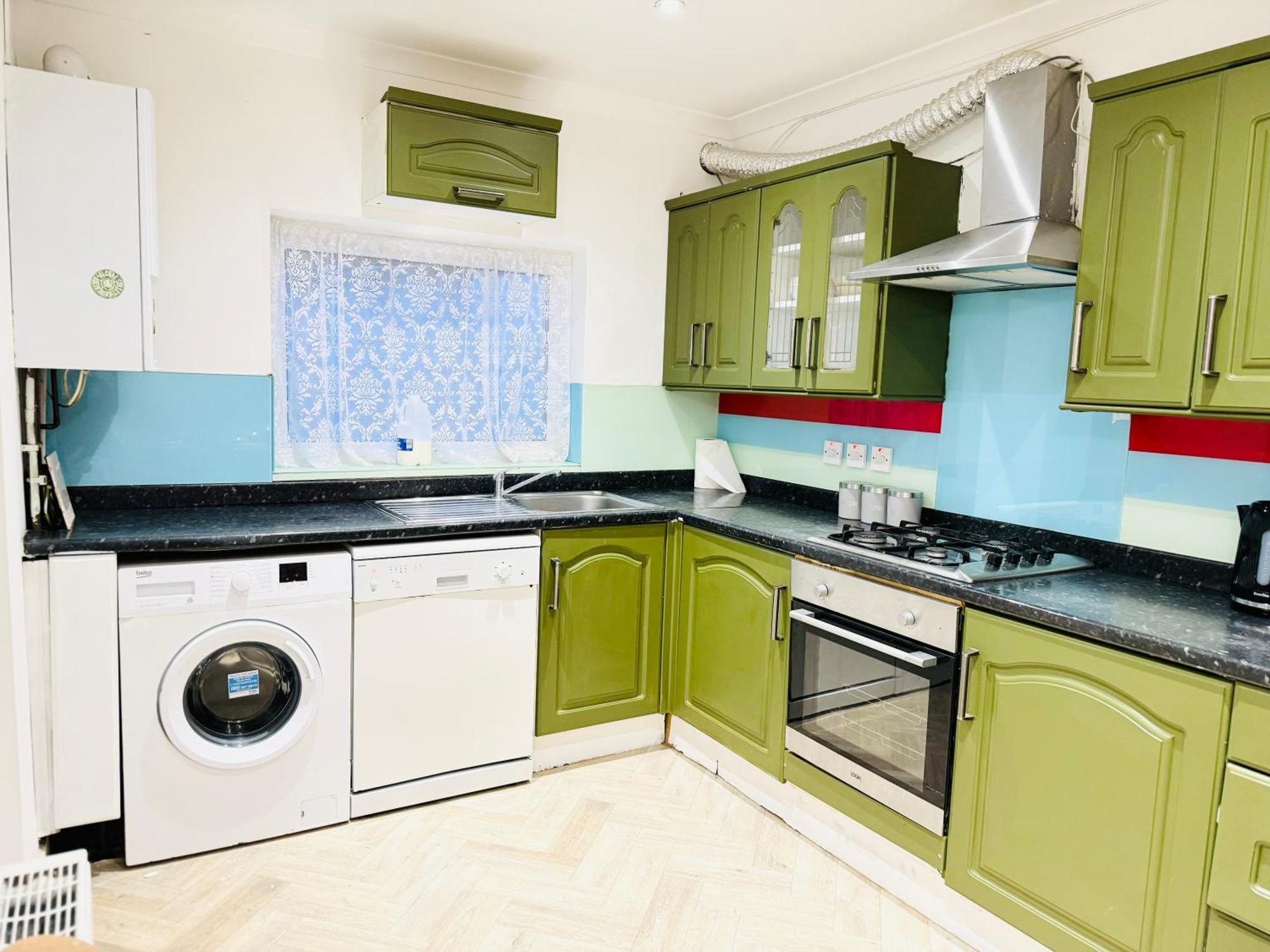 5Br House, Free Parking Offa12, Contractor, Big Families, Relocation Villa Redbridge ภายนอก รูปภาพ