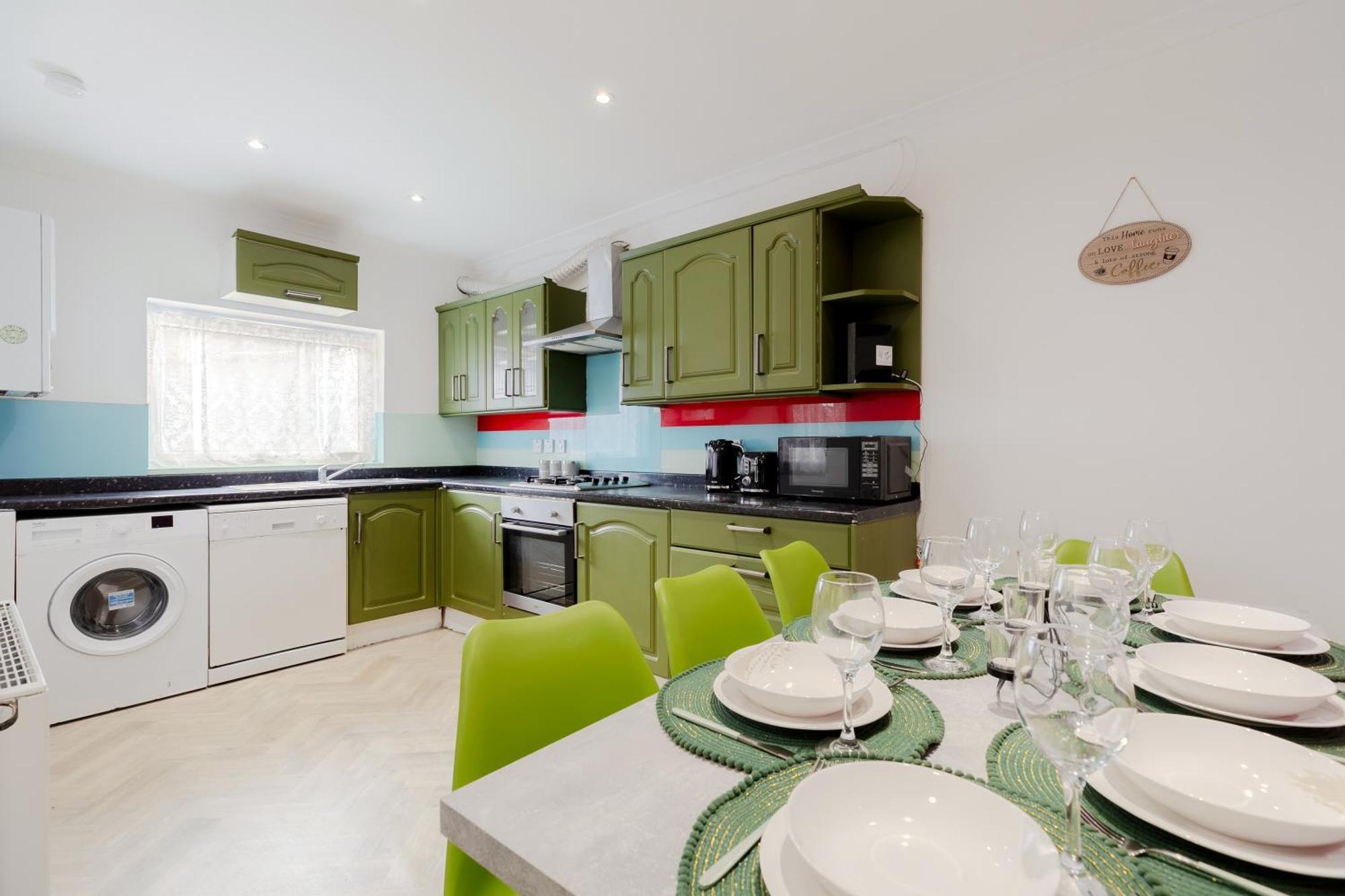 5Br House, Free Parking Offa12, Contractor, Big Families, Relocation Villa Redbridge ภายนอก รูปภาพ