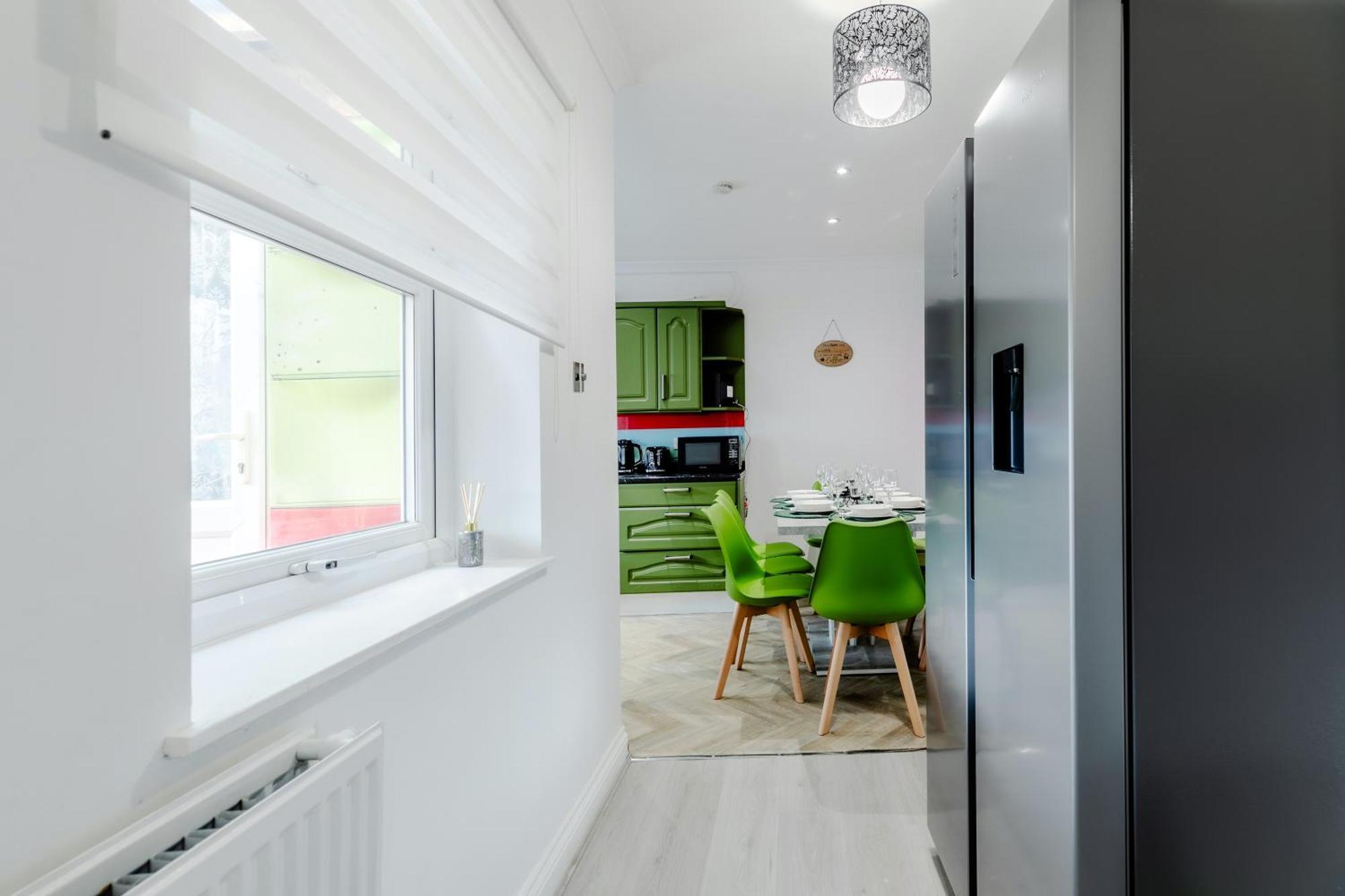 5Br House, Free Parking Offa12, Contractor, Big Families, Relocation Villa Redbridge ภายนอก รูปภาพ