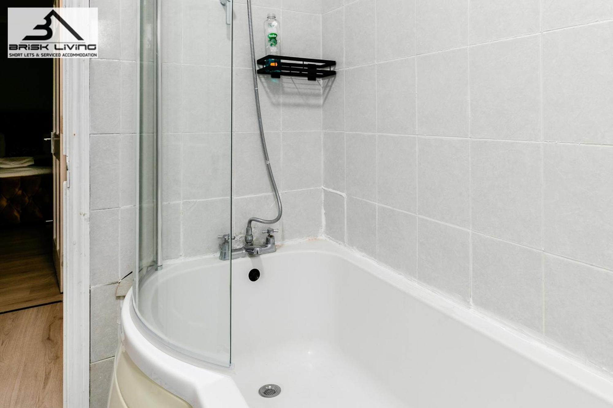 5Br House, Free Parking Offa12, Contractor, Big Families, Relocation Villa Redbridge ภายนอก รูปภาพ